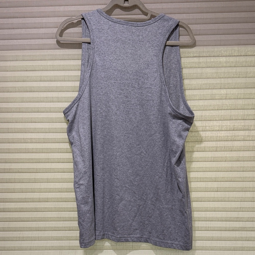 Gray Tank Top with Colorful Graphic - Picture 4 of 4